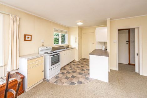 Photo of property in 22 Selwyn Crescent, College Estate, Whanganui, 4500