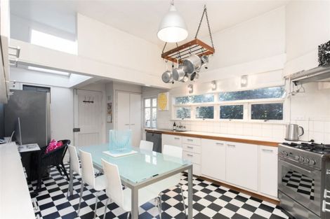 Photo of property in 12 Stratford Street, Merivale, Christchurch, 8014