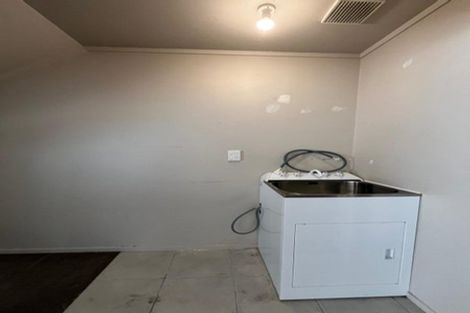 Photo of property in 18 Willow Camp Road, Takanini, 2112