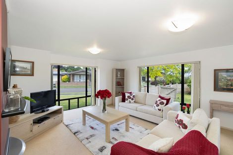 Photo of property in 1 Corfe Castle Lane, Levin, 5510