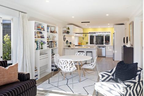 Photo of property in 30a Waiwetu Street, Fendalton, Christchurch, 8052