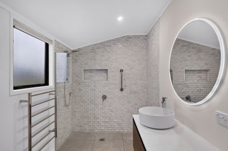Photo of property in 34 The Esplanade, Westshore, Napier, 4110