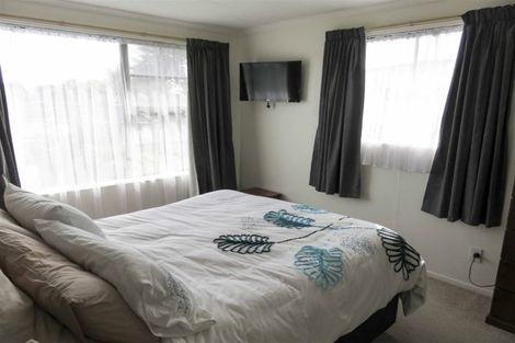 Photo of property in 16 Kildare Place, Waikiwi, Invercargill, 9810