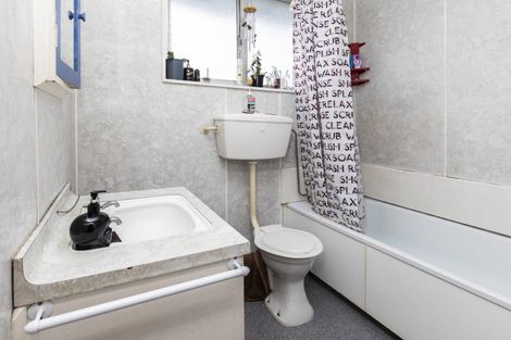 Photo of property in 2/65 Springs Road, Hornby, Christchurch, 8042