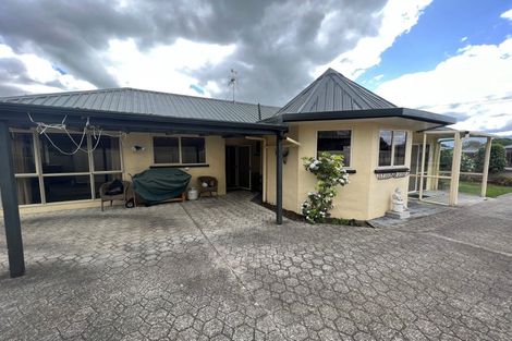 Photo of property in 32 Waterloo Street, Dannevirke, 4930