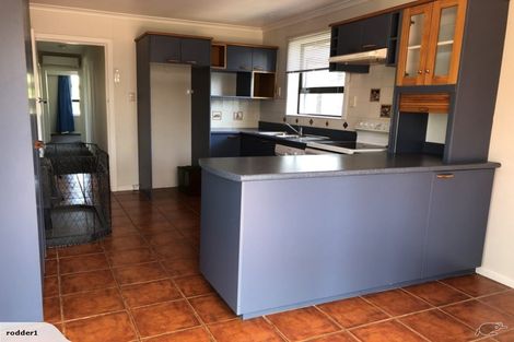 Photo of property in 132 Pacific Road, North New Brighton, Christchurch, 8083
