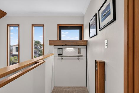 Photo of property in 34 The Esplanade, Westshore, Napier, 4110