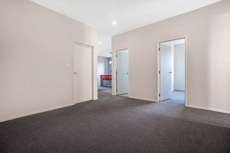 Photo of property in 8 Twin Parks Rise, Papakura, 2110