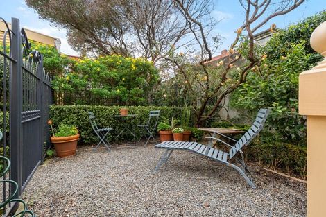 Photo of property in 9 Tonks Grove, Te Aro, Wellington, 6011