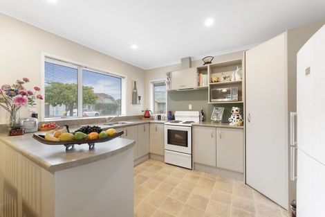 Photo of property in 3 Foxtail Fern, Kelvin Grove, Palmerston North, 4414