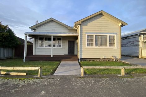 Photo of property in 71 Waldegrave Street, Palmerston North, 4410