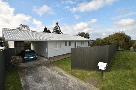 Photo of property in 2/2 Mcdowell Crescent, Hillcrest, Auckland, 0626