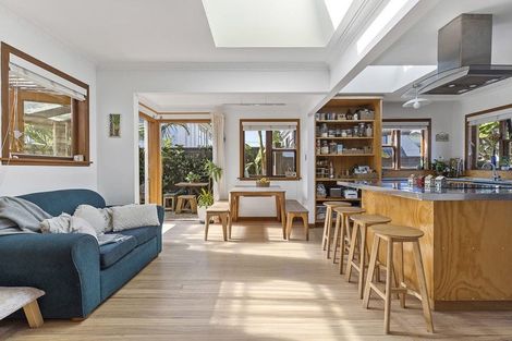 Photo of property in 49 Oceanview Road, Mount Maunganui, 3116