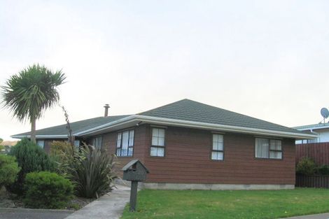 Photo of property in 20 Dominica Crescent, Grenada Village, Wellington, 6037