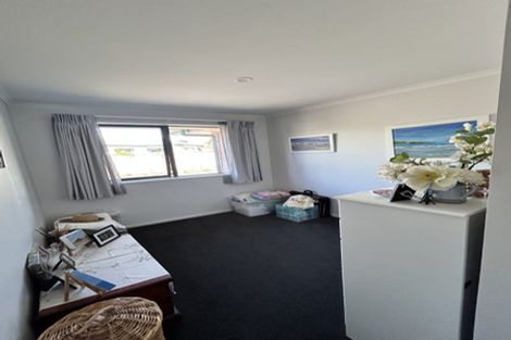 Photo of property in 15 Applemoors Way, Riverhead, 0820