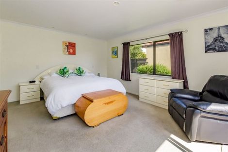 Photo of property in 3 Central Park, Paraparaumu Beach, Paraparaumu, 5032