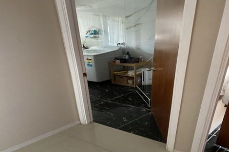 Photo of property in 20 Grenada Avenue, Forrest Hill, Auckland, 0620