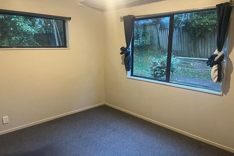 Photo of property in 1/42 Woodlands Crescent, Browns Bay, Auckland, 0630