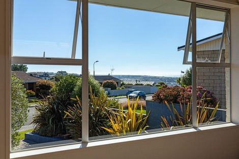 Photo of property in 5 Oakleigh Crescent, Oamaru North, Oamaru, 9400