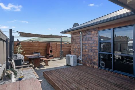 Photo of property in 130a Weraroa Road, Levin, 5510