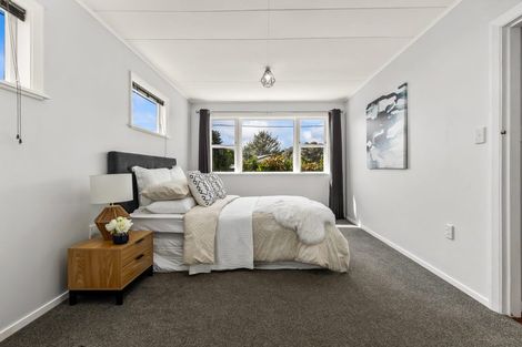 Photo of property in 2 Coleman Street, Paraparaumu, 5032