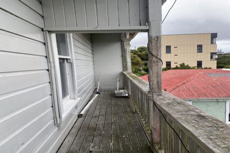 Photo of property in 72 Fairlie Terrace, Kelburn, Wellington, 6021