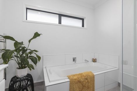 Photo of property in 27 Kawaupaka Road, Kaukapakapa, Helensville, 0875