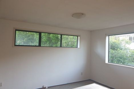 Photo of property in 3 Naviti Place, Browns Bay, Auckland, 0630