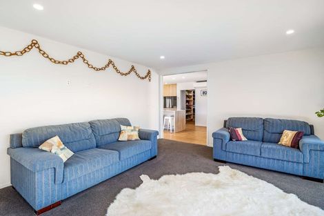 Photo of property in 8 Beak Street, Rolleston, 7615