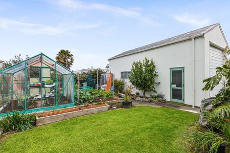 Photo of property in 36 Charles Street, Westshore, Napier, 4110