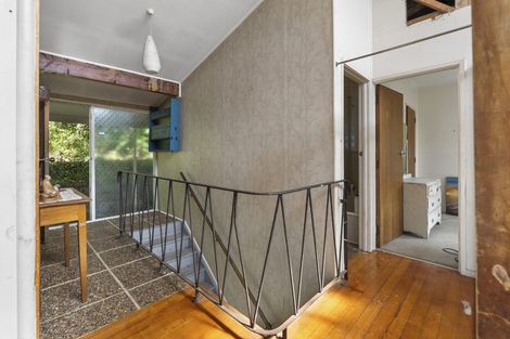 Photo of property in 18 Glenelg Road, Red Beach, 0932