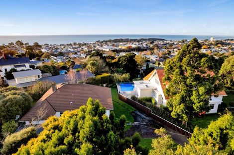 Photo of property in 16 Glen Almond Street, New Plymouth, 4310