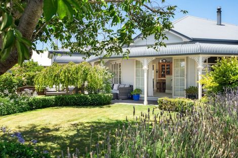 Photo of property in 15 Ross Place, Greenmeadows, Napier, 4112