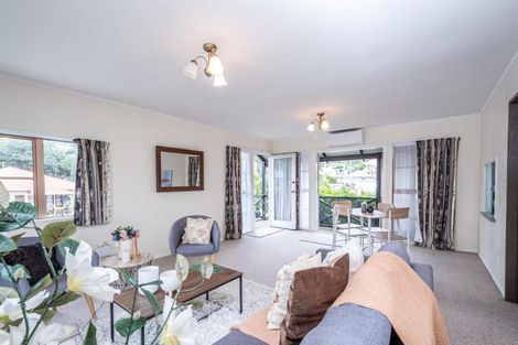 Photo of property in 4b Earp Street, Johnsonville, Wellington, 6037