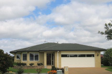 Photo of property in 110 Dalton Drive, Papamoa Beach, Papamoa, 3118