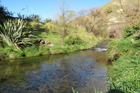 Photo of property in 957 Waimarama Road, Waimarama, Havelock North, 4294