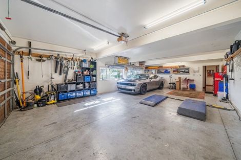 Photo of property in 62 Kiriwai Road, Paremata, Porirua, 5024