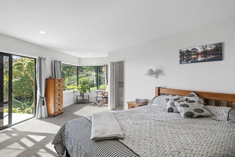 Photo of property in 18 Rockview Place, Mount Pleasant, Christchurch, 8081