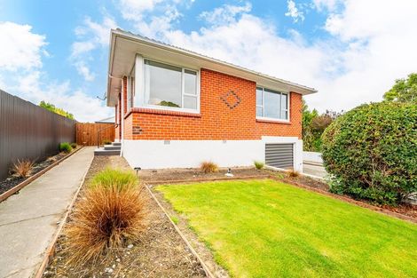 Photo of property in 37 Avenue Road, West End, Timaru, 7910