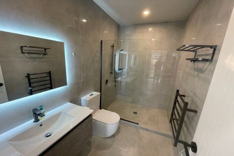 Photo of property in 42 Mulroy Place, Pinehill, Auckland, 0632