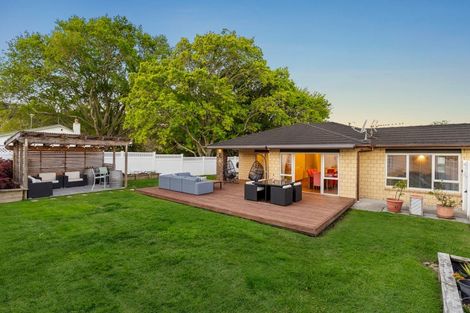 Photo of property in 2 Crabb Fields Lane, Riverhead, 0820