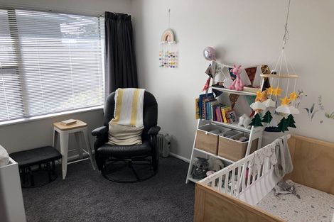 Photo of property in 5a Massey Street, Westown, New Plymouth, 4310