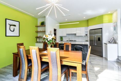 Photo of property in 56 Saint James Drive, Huntington, Hamilton, 3210