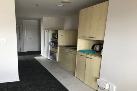 Photo of property in Harbour Green Apartments, 912/11 Union Street, Auckland Central, Auckland, 1010