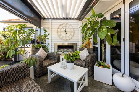 Photo of property in 149 Memorial Avenue, Burnside, Christchurch, 8053