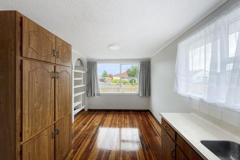 Photo of property in 3 Lee Place, Bader, Hamilton, 3206