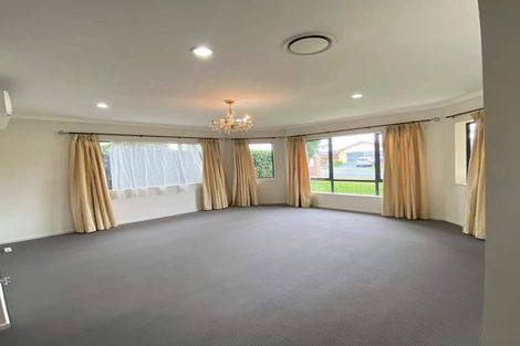 Photo of property in 24 Donegal Park Drive, Flat Bush, Auckland, 2019
