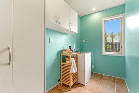 Photo of property in 17 Deerness Crescent, Algies Bay, Warkworth, 0920