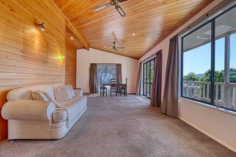 Photo of property in 71 Cable Bay Block Road, Cable Bay, 0420