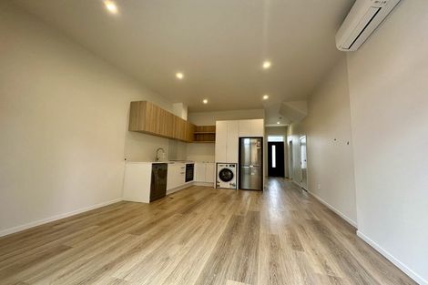 Photo of property in 17-17a The Strand, Wainuiomata, Lower Hutt, 5014